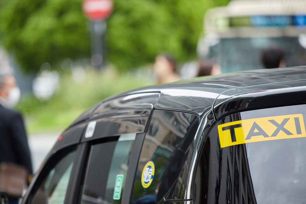タクシー運転手の年収とは？給与体系や年収を上げる方法も紹介